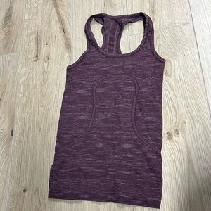 Lululemon burgundy work out tank